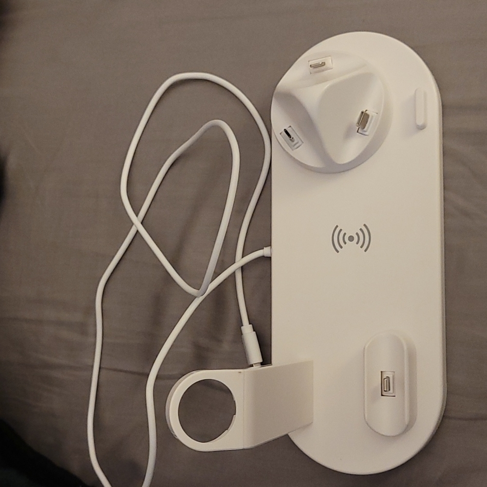 4-in-1 Multi Device Wireless Charging Dock Station